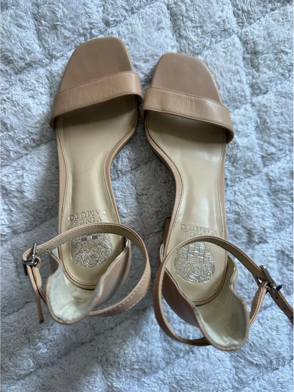 Vince Camuto Women's Nude Leather Block Heel Sandals Size 8.5M